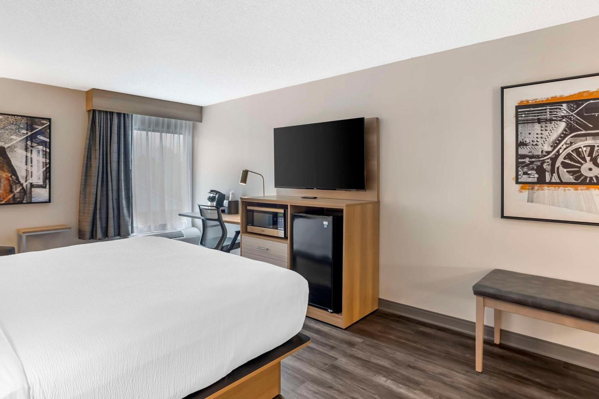 Best Western Plus Heritage Rail Inn & Suites York Exterior foto