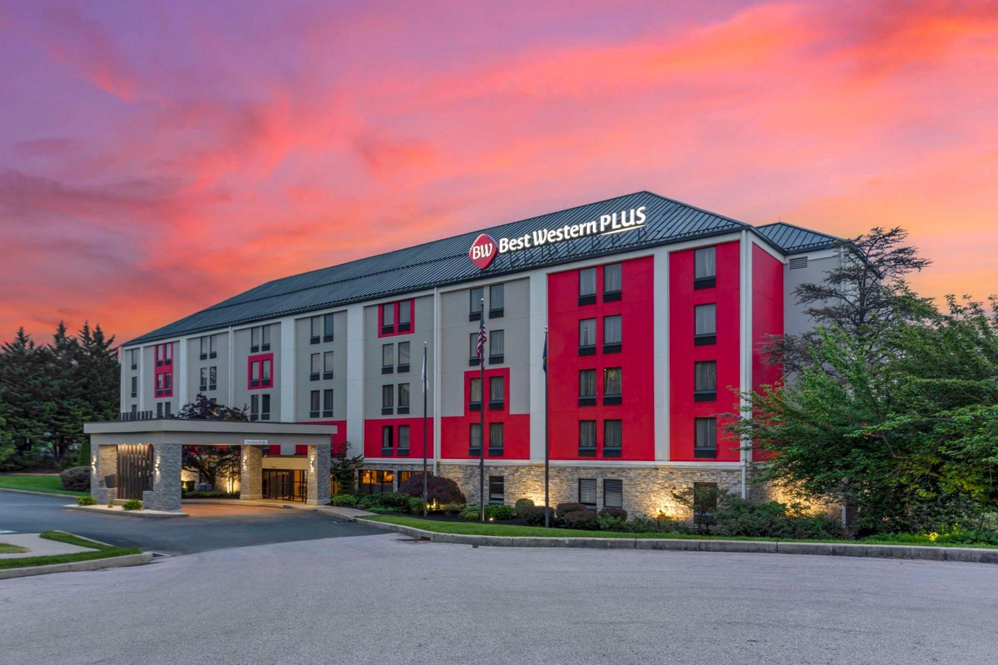 Best Western Plus Heritage Rail Inn & Suites York Exterior foto